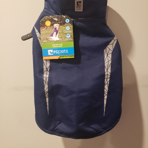 RC Pets Coat - Picture 2 of 6